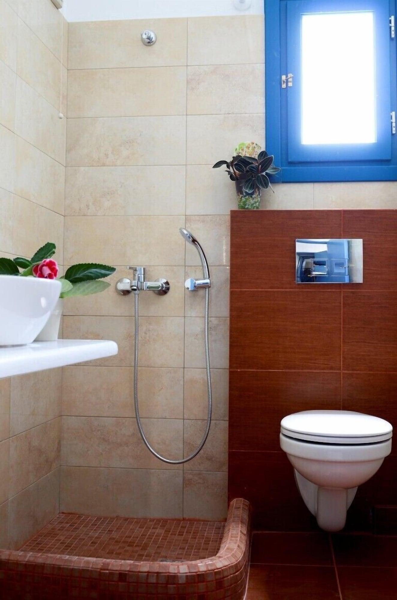 Kalma 3* Messaria (Santorini)