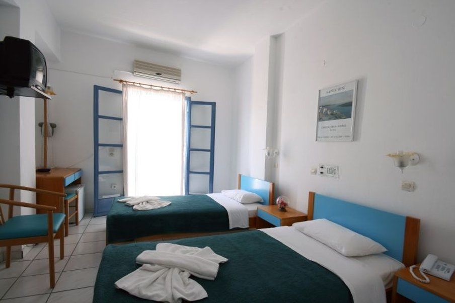 Kalma 3* Messaria (Santorini)